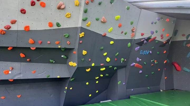 Boulderwand | © Dirk Kehr