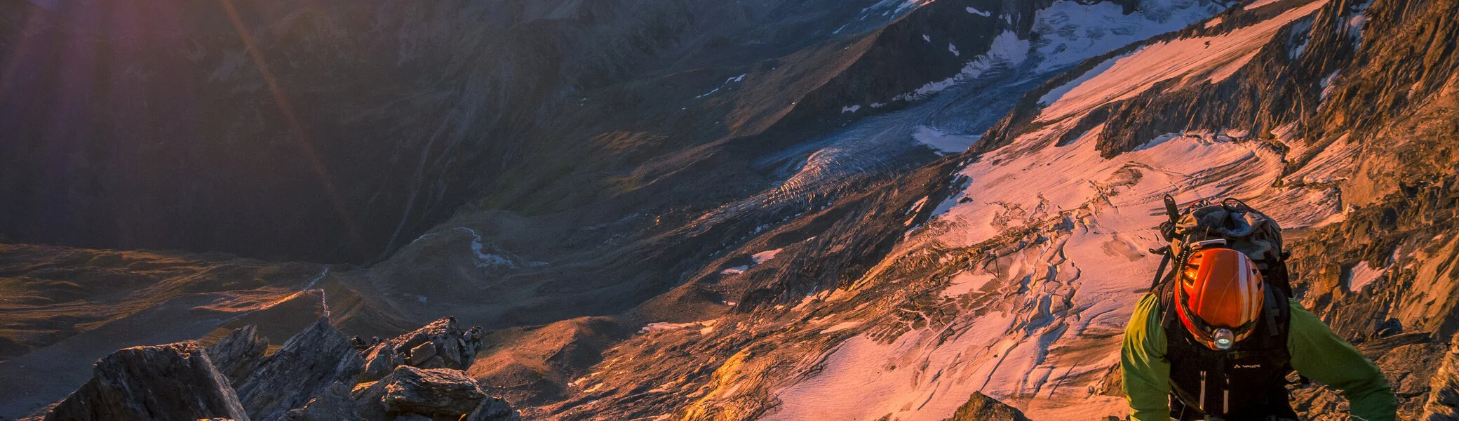 Berggipfel im Sonnenuntergang | © DAV/Silvan Metz